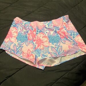 Lilly Pulitzer Pink and Blue Athletic Shorts Vibrant Floral Design